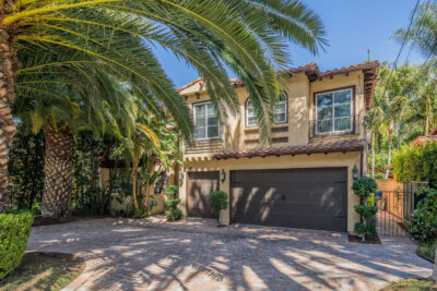 14985 Valley Vista Blvd | Sherman Oaks