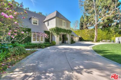 939 Stone Canyon Rd | Bel-Air