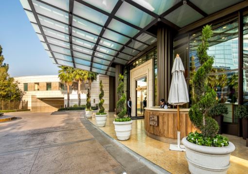 1 West Century Drive