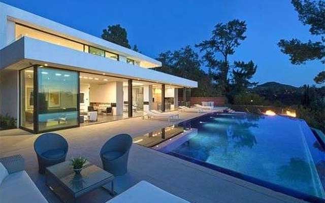 pool area of the house