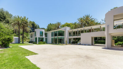 72 Beverly Park | Beverly Hills Post Office